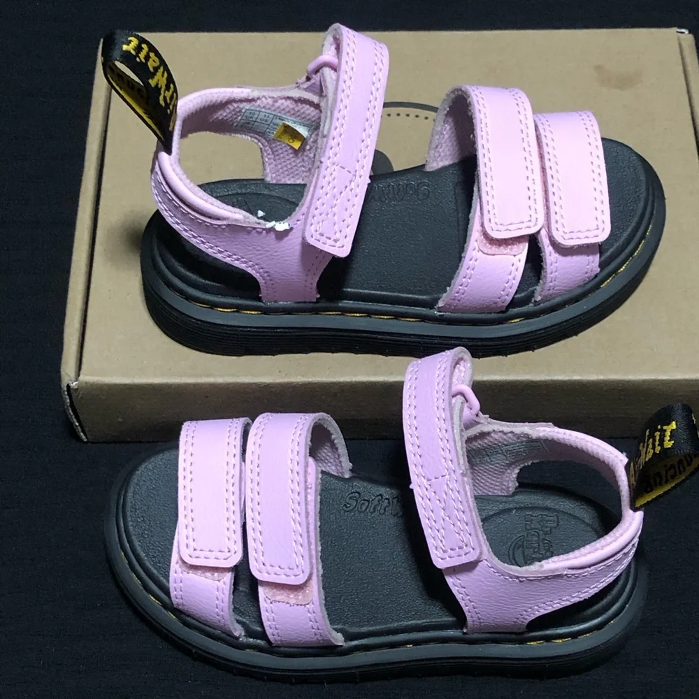 Dr.Martens Girls has Klaire Sandals Sz 11 Pale Pink Athena Leather Strap Open To